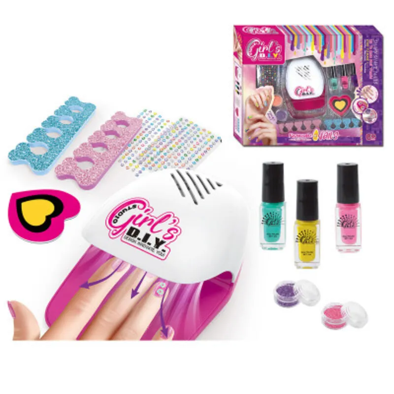 Modern Nail Care Kit – Full Manicure in a Stylish Portable Caseطقم أدوات تجميل الأظافر العصرية – عناية متكاملة وأناقة احترافية
