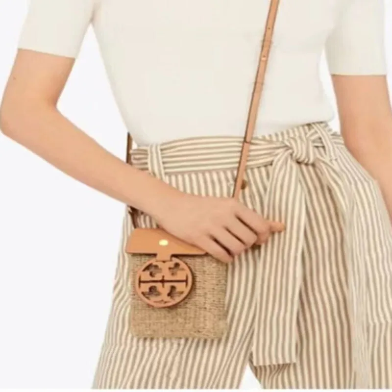 Elegant Brown & Beige Women’s Bag with Extra Strap | 2-Year Warrantyشنطة نسائية أنيقة بلون بيج وبني مع حزام إضافي | ضمان سنتين